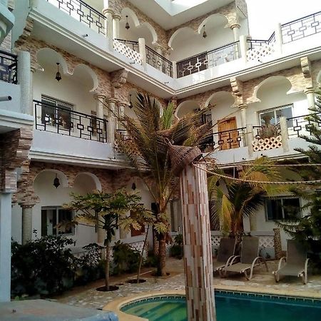 Hotel Paradialaw 达喀尔 外观 照片