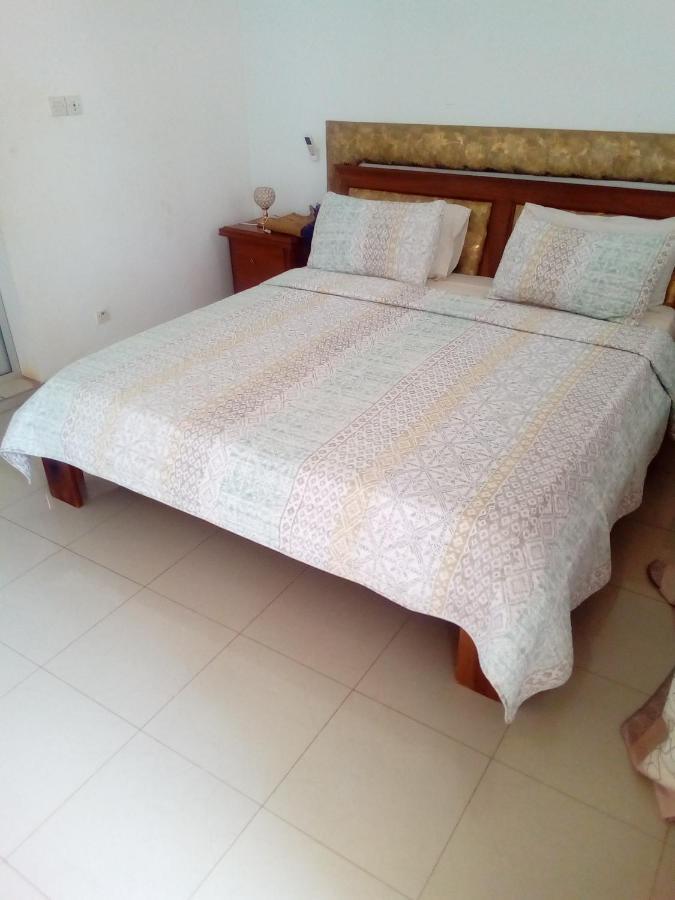 Hotel Paradialaw 达喀尔 外观 照片