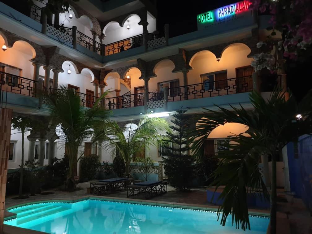 Hotel Paradialaw 达喀尔 外观 照片